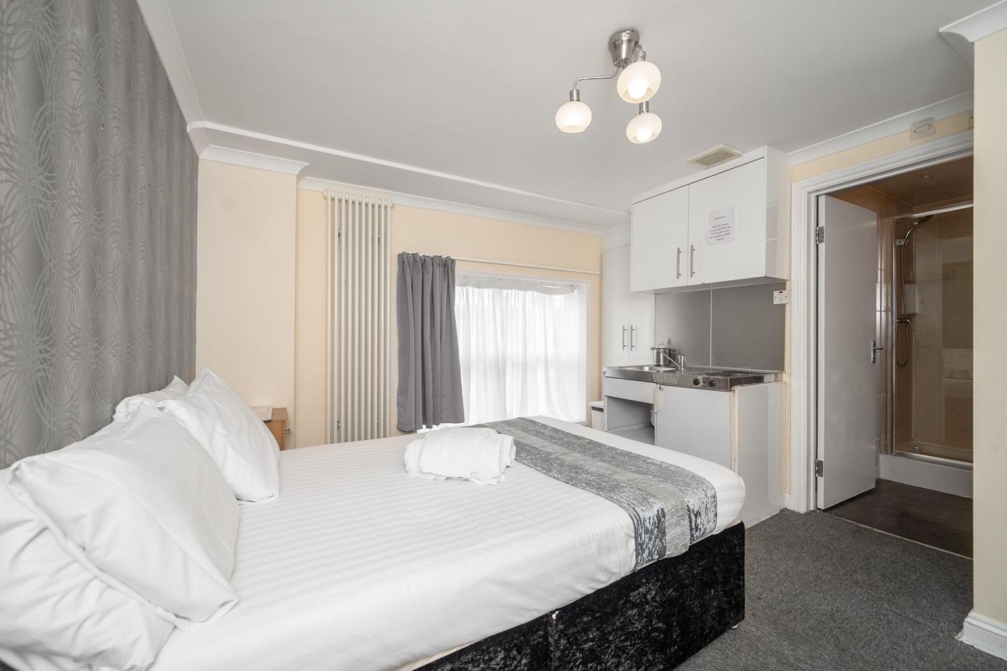קרוידון Flexistay Tulsi Aparthotel מראה חיצוני תמונה